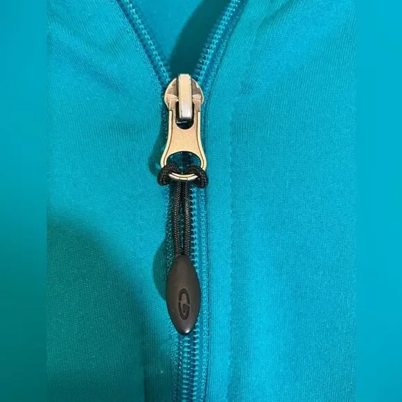 Champion zip up jacket, pockets, excellent condition, teal color, size medium - Picture 3 of 5